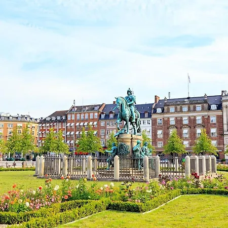 Xl Exclusive Penthouse By & Tivoli דירה