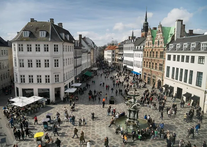 Apartamento Xl Exclusive Penthouse By & Tivoli Copenhaga