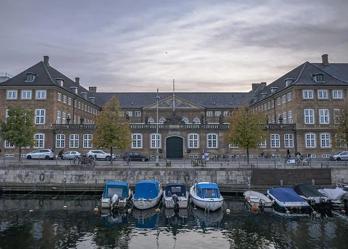 Xl Exclusive Penthouse By & Tivoli *